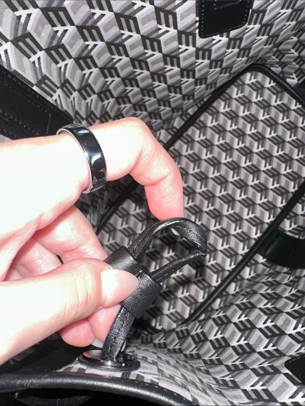 MCM Authentic Reversible Liz Shopper In Visetos SZ M